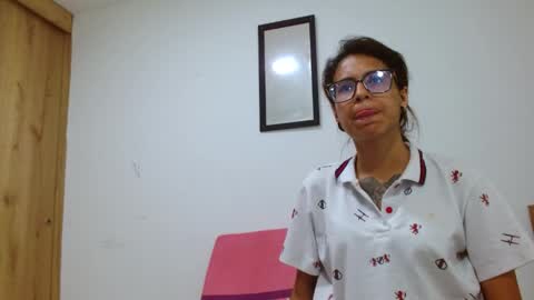 Emily online show from June 9, 12:44 am