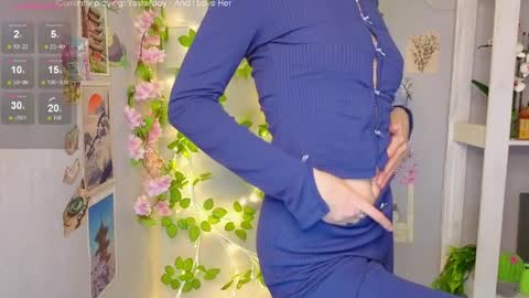 Emily online show from April 22, 2:58 am