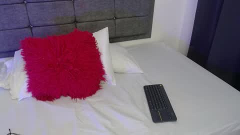 emily_milff online show from June 3, 11:46 am