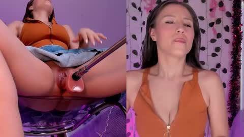 Snapshot of emily_montoya chatting on December 31, 10:01 pm Emily online show from December 31, 10:01 pm