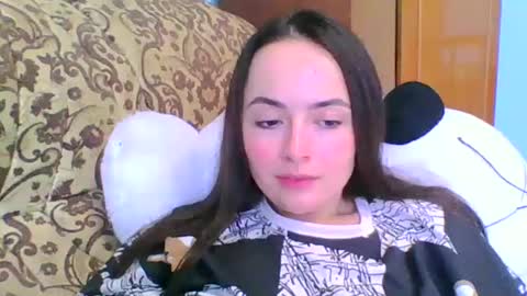 emily_morning_dew online show from December 2, 11:01 am
