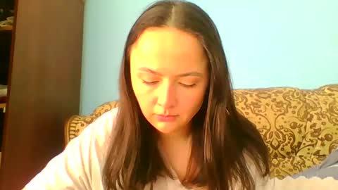 emily_morning_dew online show from February 25, 10:47 am