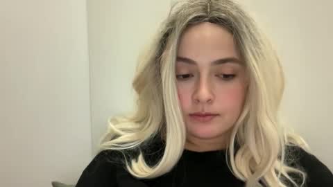 emily_morning_dew online show from October 8, 4:48 pm