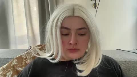 Snapshot of emily_morning_dew chatting on February 21, 7:42 am emily_morning_dew online show from February 21, 7:42 am
