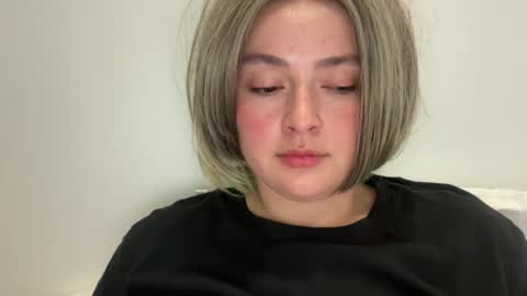 emily_morning_dew online show from June 19, 5:50 pm
