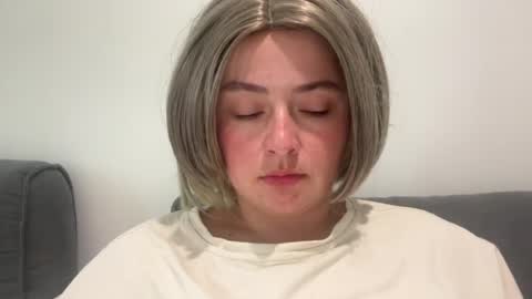 emily_morning_dew online show from July 15, 5:18 pm