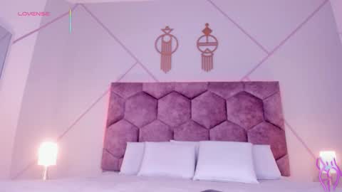 emily_nova_ online show from March 15, 11:49 am