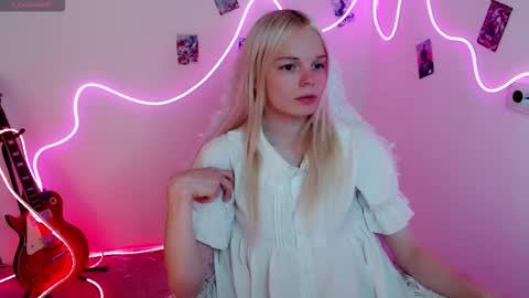 Lia online show from September 9, 11:43 am