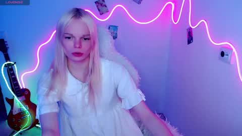 Lia online show from October 24, 9:49 am