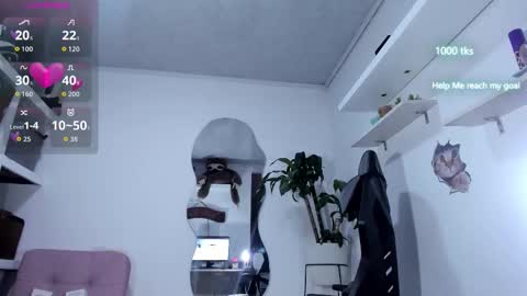 emily_palmeer online show from September 24, 10:51 am