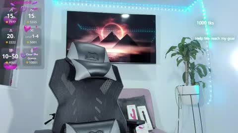 emily_palmeer online show from December 2, 9:47 am