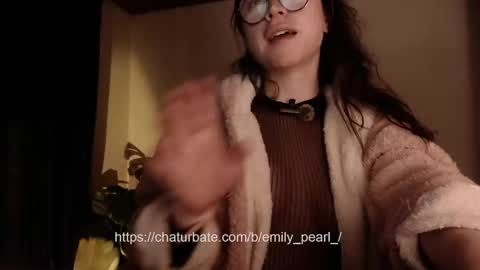 emily_pearl_ online show from February 27, 11:37 pm