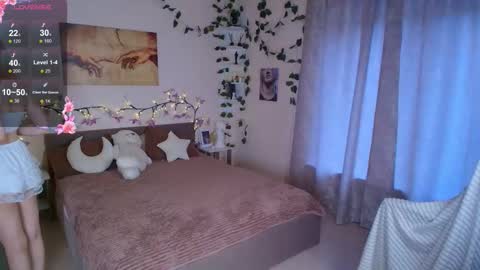 Snapshot of emily_relishh chatting on October 9, 1:20 pm emily_relishh online show from October 9, 1:20 pm