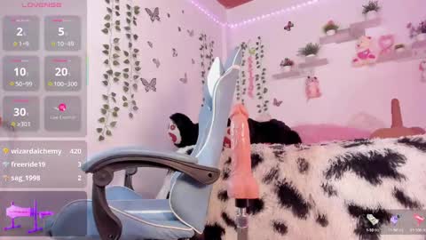 Emily online show from March 7, 8:23 am