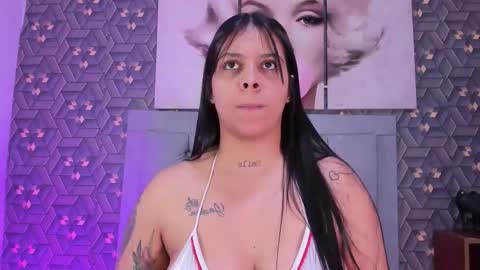 Snapshot of emily_rivera78 chatting on March 15, 2:17 am Emily online show from March 15, 2:17 am