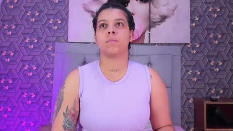 Snapshot of emily_rivera78 chatting on March 17, 2:38 am Emily online show from March 17, 2:38 am