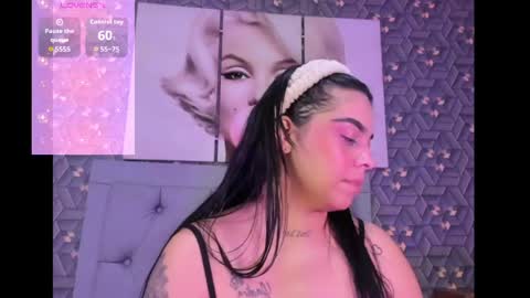 Snapshot of emily_rivera78 chatting on April 14, 1:11 am Emily online show from April 14, 1:11 am