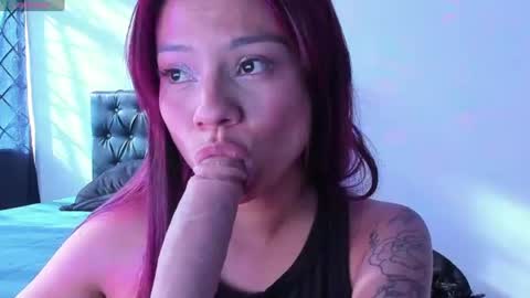 Emily online show from July 15, 9:20 pm