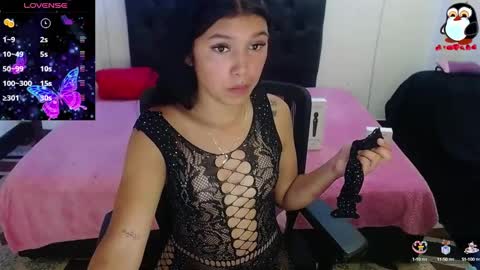       online show from January 3, 11:57 am