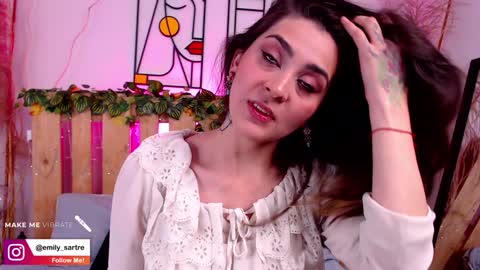 Emilly online show from December 15, 2:37 pm