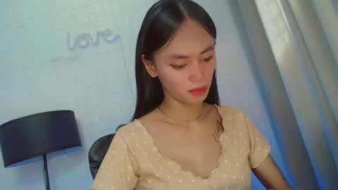 emily_sexyslut online show from December 6, 6:26 am