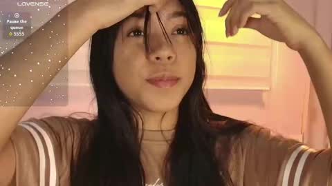 Snapshot of emily_sweett12 chatting on November 19, 12:05 pm Emily online show from November 19, 12:05 pm