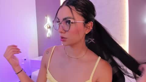 emily_tolson online show from February 28, 12:06 pm