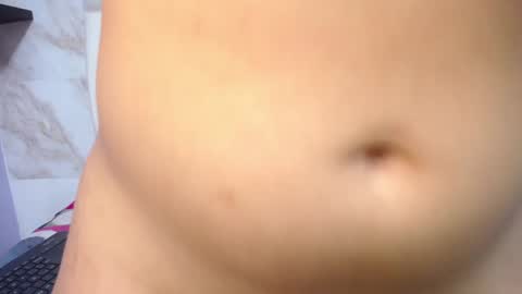 Snapshot of emily_trujillo chatting on December 30, 5:44 pm Emily Trujillo online show from December 30, 5:44 pm