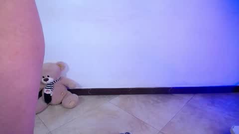 Emily Trujillo online show from November 12, 5:57 pm