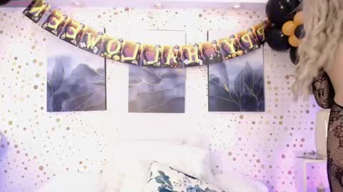 Emily. online show from October 14, 4:57 am