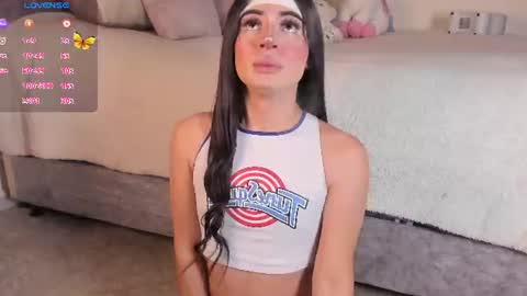 Emily. online show from June 11, 2:53 am