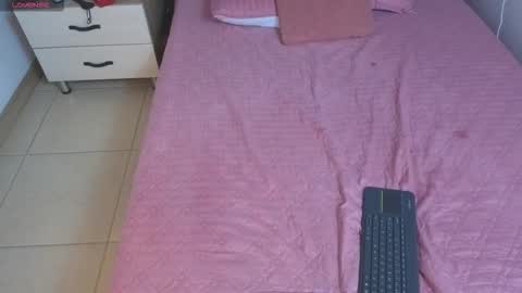 emily_vermont online show from October 11, 4:01 am