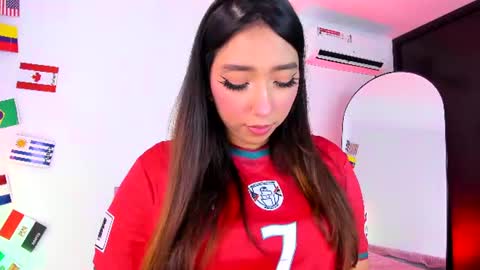 emily_walker4 online show from June 21, 2:25 am