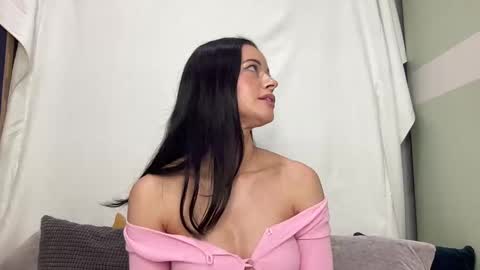 Emily Alexa online show from February 21, 5:09 pm