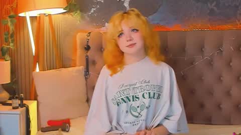 Baby Emelli online show from April 24, 7:33 am