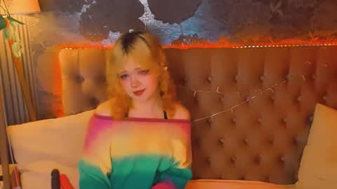 Baby Emelli online show from May 15, 6:53 am