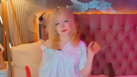 Baby Emelli online show from July 2, 6:30 am