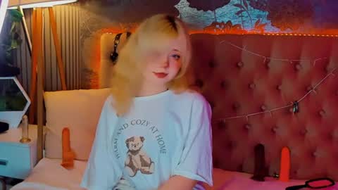 Baby Emelli online show from July 9, 6:50 am