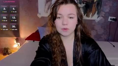 artist Emily online show from July 1, 7:02 pm