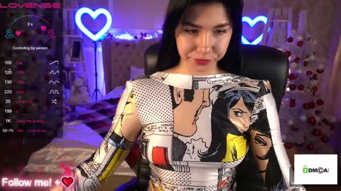 Snapshot of emilycandys chatting on December 9, 6:55 am Emy online show from December 9, 6:55 am
