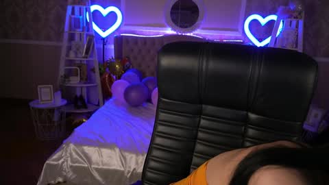 Snapshot of emilycandys chatting on January 28, 9:51 am Emy online show from January 28, 9:51 am