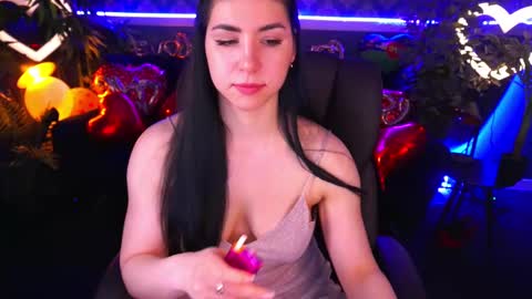 Snapshot of emilycandys chatting on February 13, 6:52 am Emy online show from February 13, 6:52 am