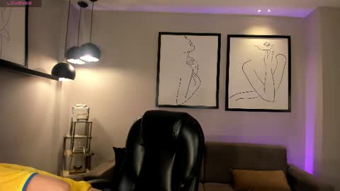 Snapshot of emilycarterr_ chatting on July 3, 11:16 am Emily Carter online show from July 3, 11:16 am
