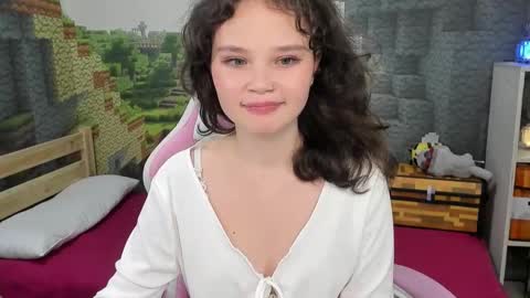 Emilyhaves online show from September 10, 5:51 am