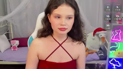 Emilyhaves online show from December 23, 10:46 am
