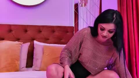 Emily online show from October 19, 4:24 am