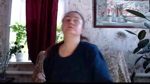 Snapshot of emilydoth chatting on March 1, 5:53 am EmilyDoth online show from March 1, 5:53 am