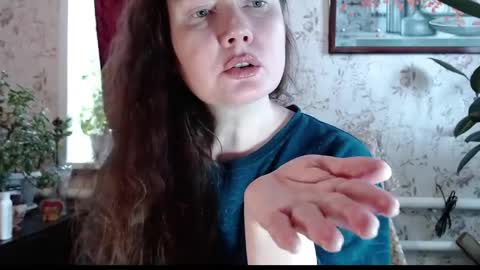 Snapshot of emilydoth chatting on March 18, 6:05 am EmilyDoth online show from March 18, 6:05 am