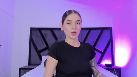 Emily online show from October 4, 5:05 am