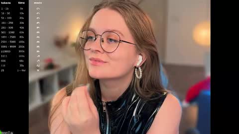 Snapshot of emilyforelsket chatting on January 5, 5:27 pm Emily online show from January 5, 5:27 pm